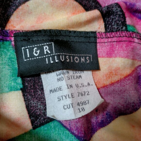 Vintage I&R Illusions Shorts Women Size 18 Bright Colorful Geometric Rayon Artsy - Picture 7 of 16